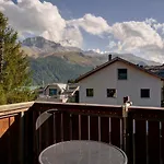 Chesa Munteratsch 2-zimmerwohnung 610 Typ E Apartman *