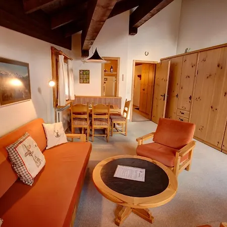 Chesa Munteratsch 2-zimmerwohnung 610 Typ E *