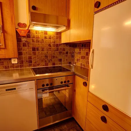 Chesa Munteratsch 2-zimmerwohnung 610 Typ E Lejlighed *